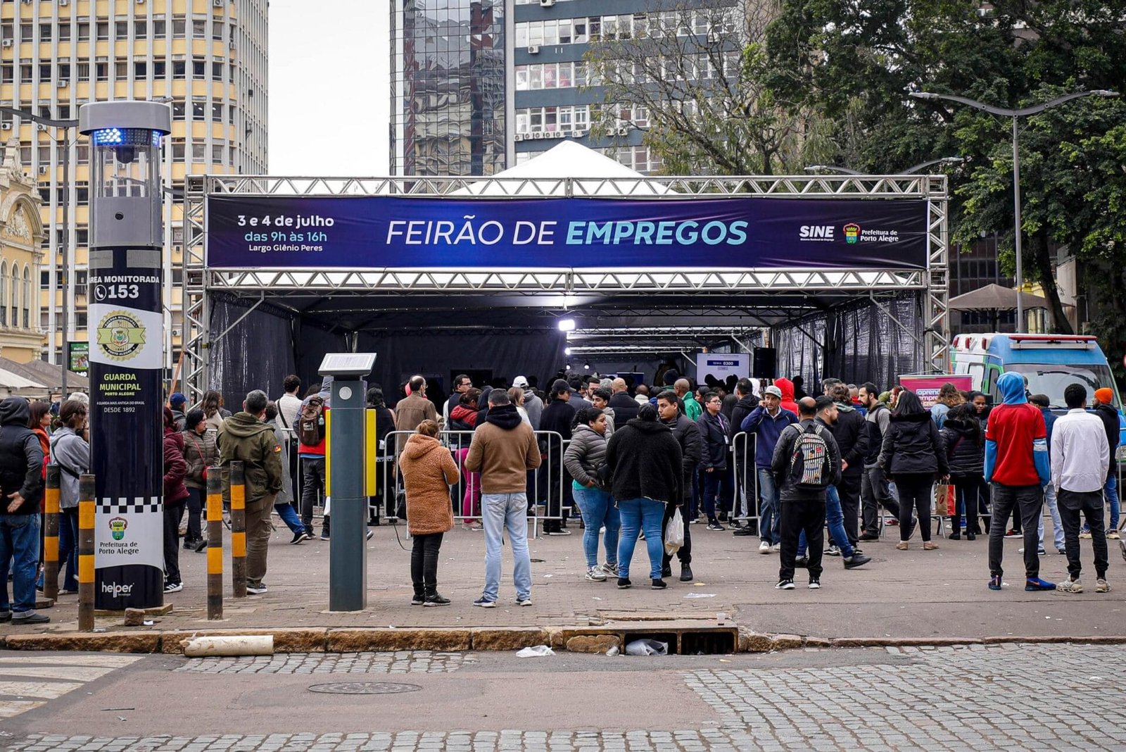 Feirão de Empregos oferece mais de 3 mil vagas em Porto Alegre