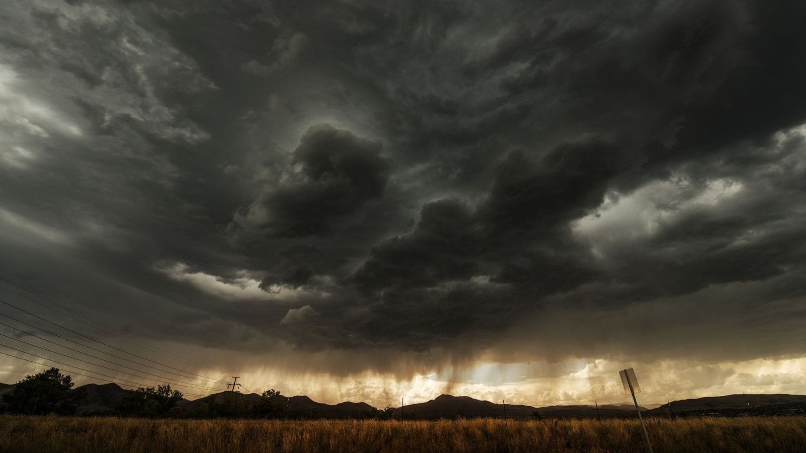 Tempo: Frente fria provocará temporais no RS