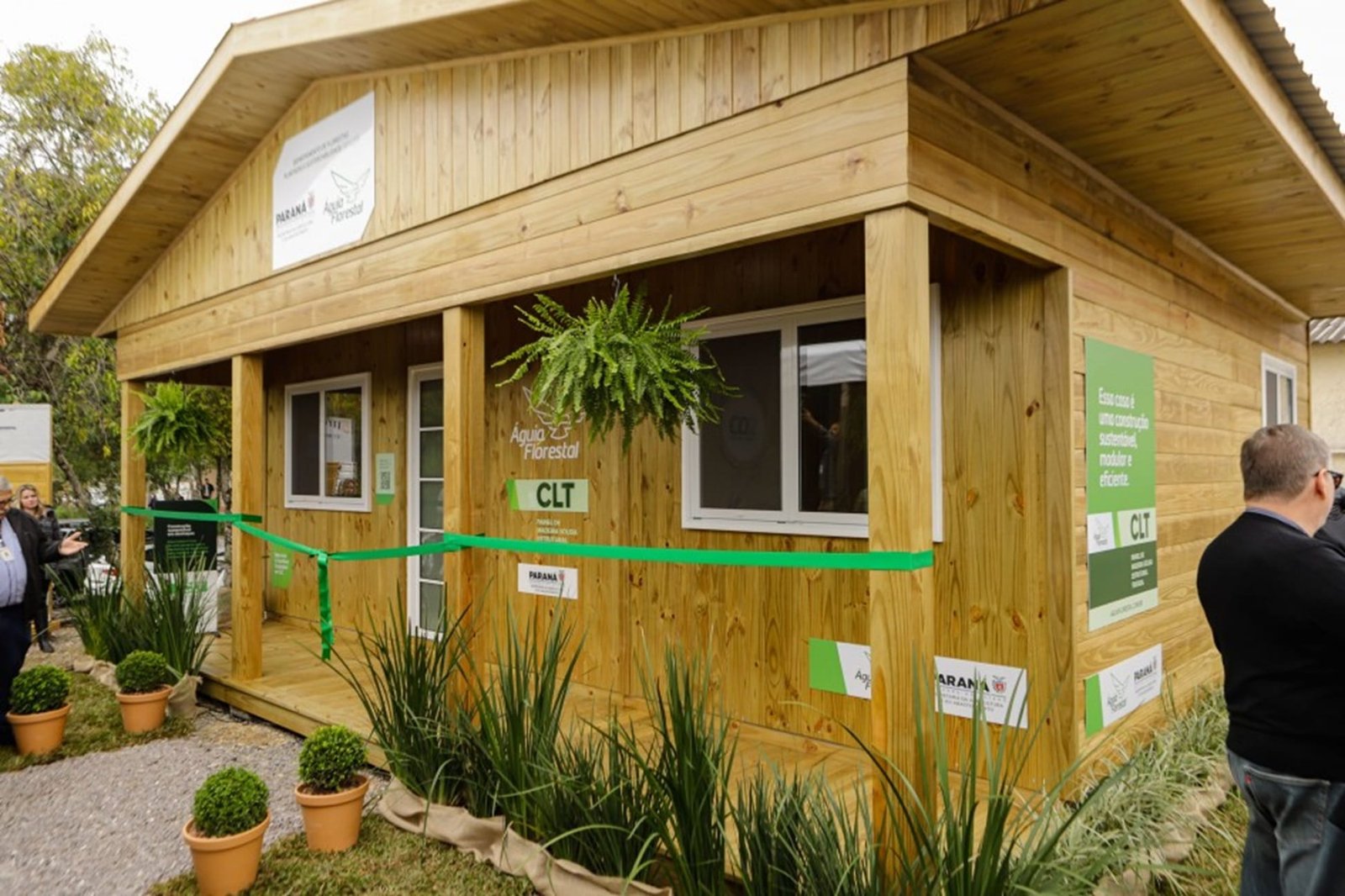 RS vai receber 100 casas de madeira doadas pelo Paraná