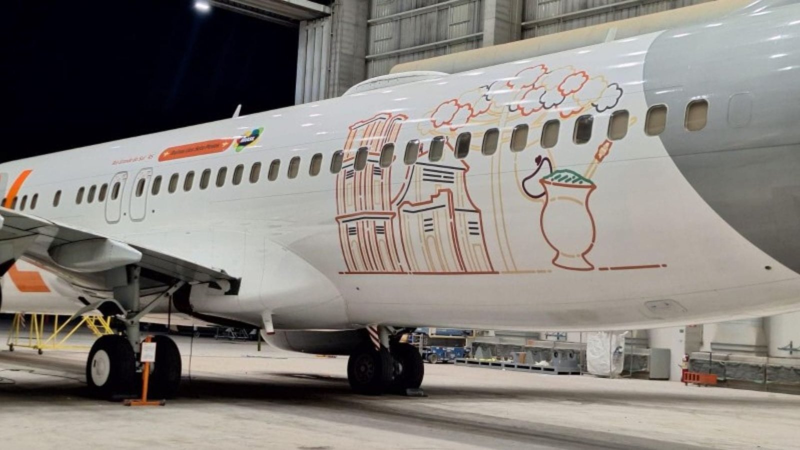 Aviões homenageiam o RS com pinturas especiais na retomada do Aeroporto