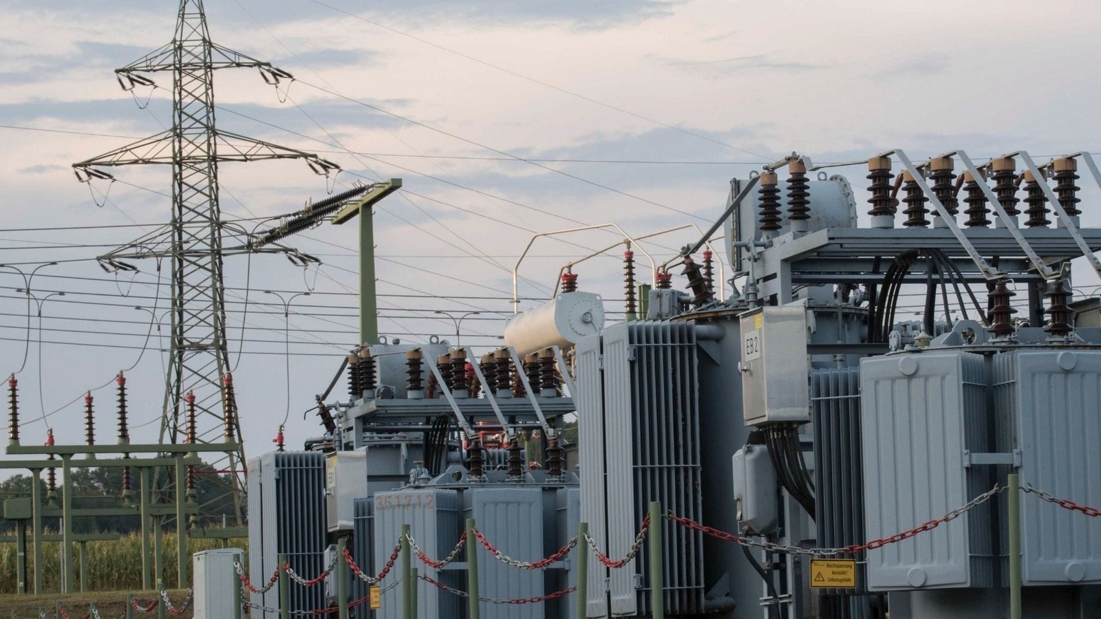 Conta de Luz: Aneel confirma bandeira tarifária vermelha para julho 8 Conta de Luz: Aneel confirma bandeira tarifária vermelha para julho