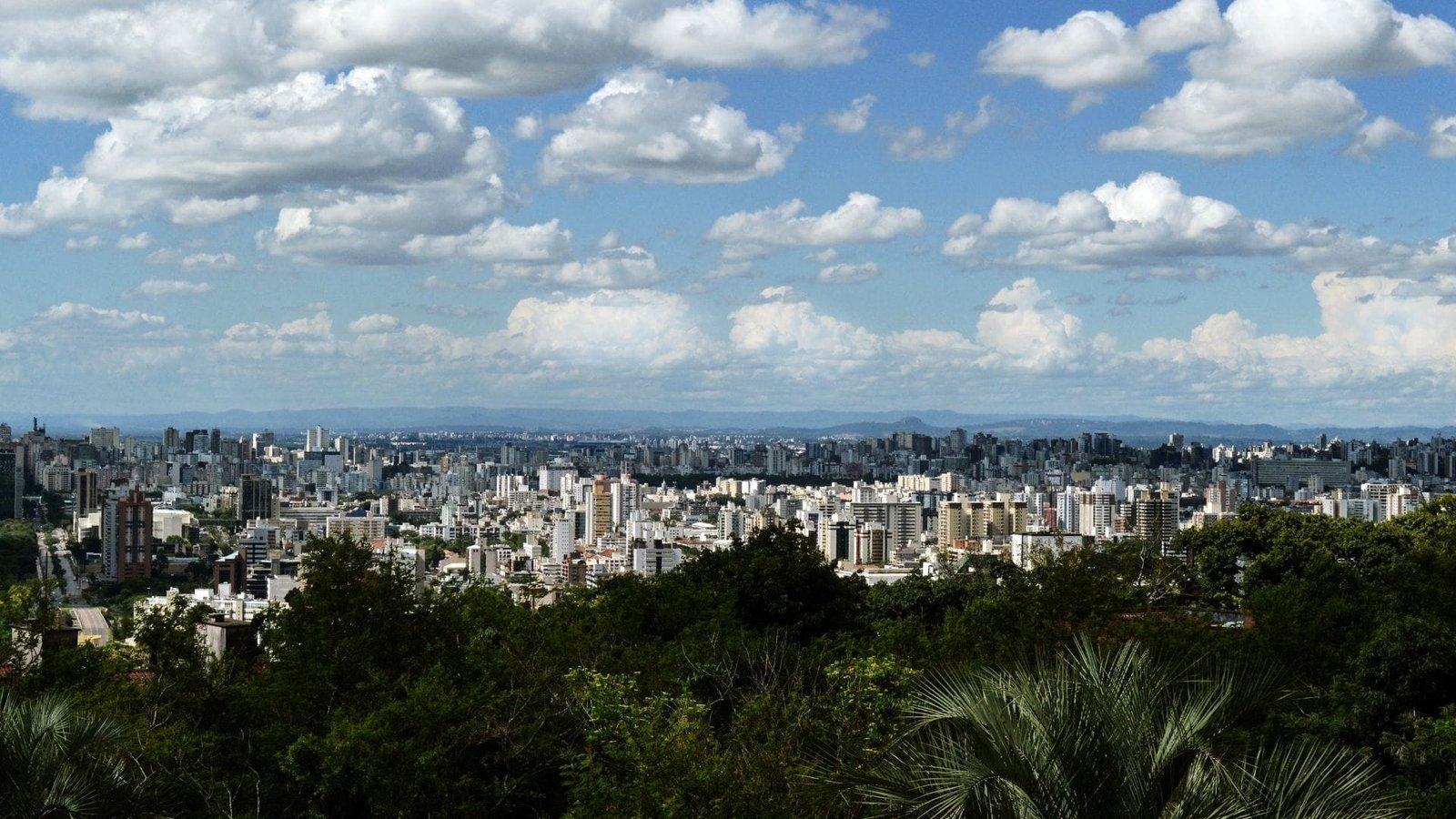 Tempo firme volta a predominar no RS nesta quarta