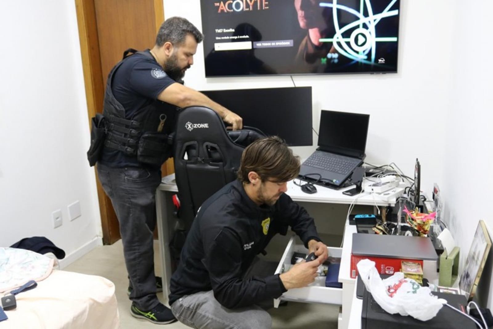 Polícia realiza operação contra esquema criminoso na Secretaria da Educação de Porto Alegre