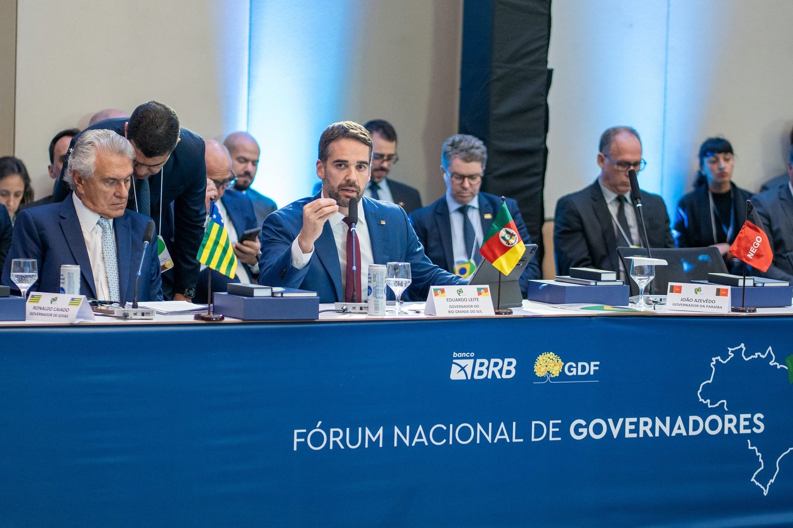 Eduardo Leite cobra endurecimento da legislação de segurança pública