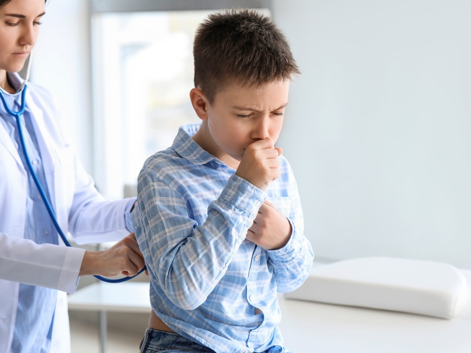 Diante do aumento nos casos de coqueluche, Sociedade de Pediatria do RS reforça importância da vacinação