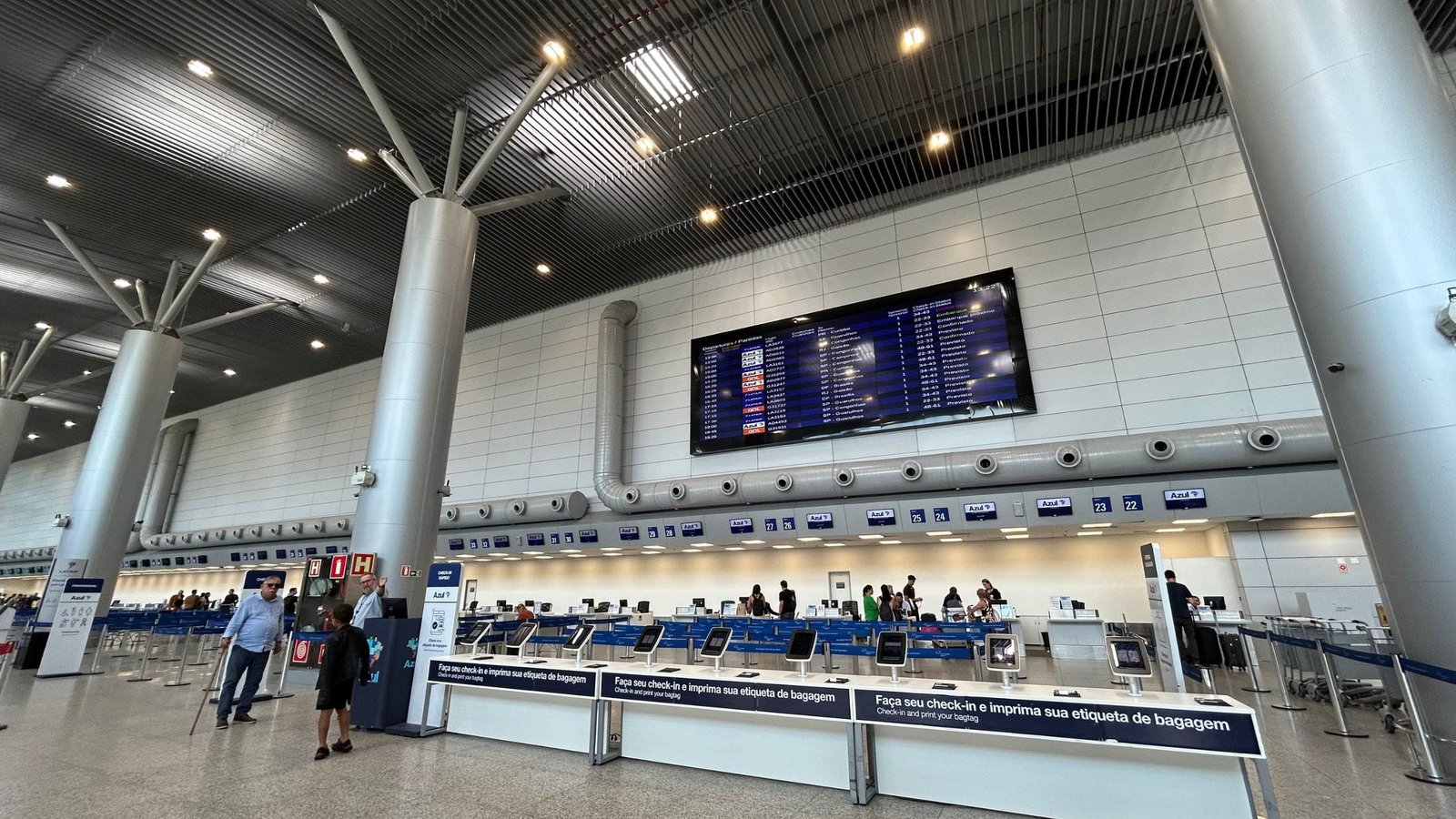 Aeroporto de Porto Alegre volta a ter problema em tubulação