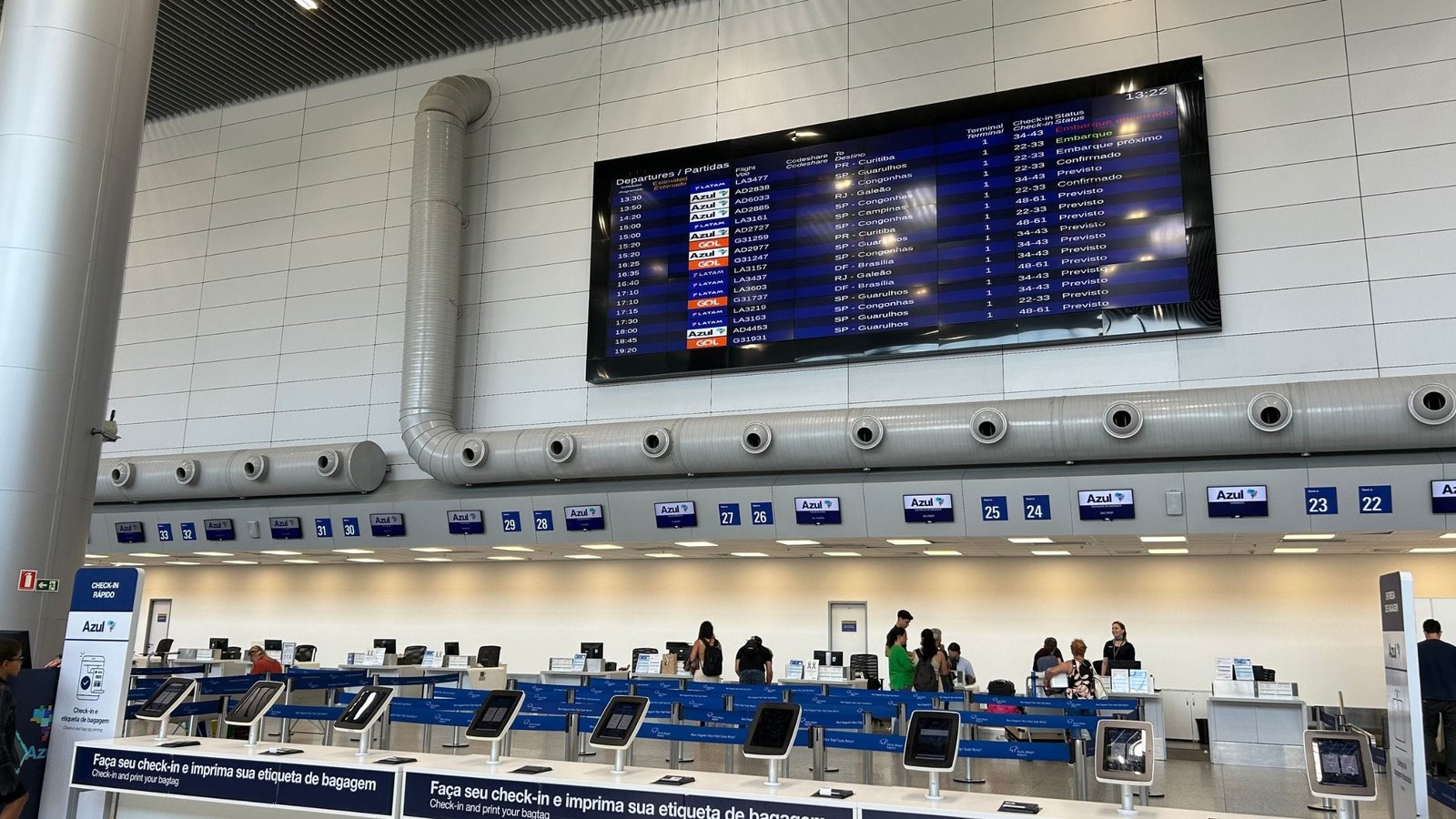 RS tem 9 atrasos de voo por dia que resultam em disputas na Justiça