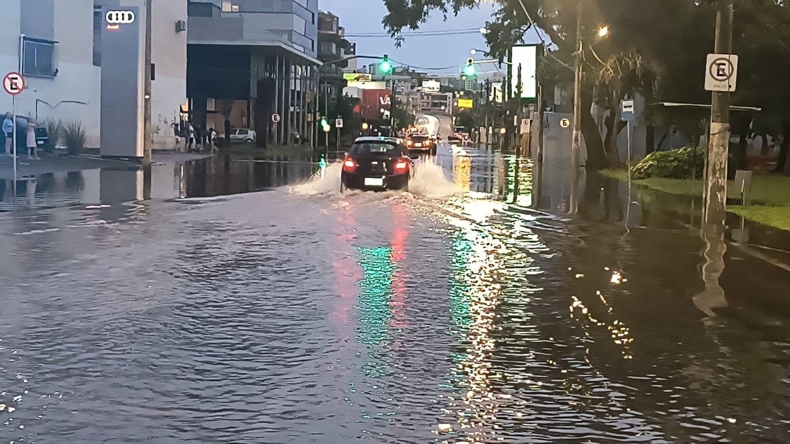 Chuva volumosa: Defesa Civil alerta para cheia e alagamentos em áreas do RS