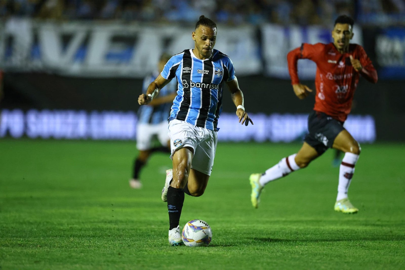 Grêmio empata com o Brasil de Pelotas e Quinteros destaca a parte física