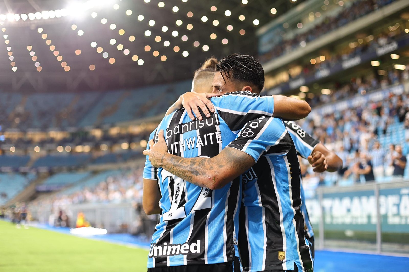 Grêmio goleia o Caxias e Quinteros destaca o segundo tempo 6 Grêmio goleia o Caxias e Quinteros destaca o segundo tempo