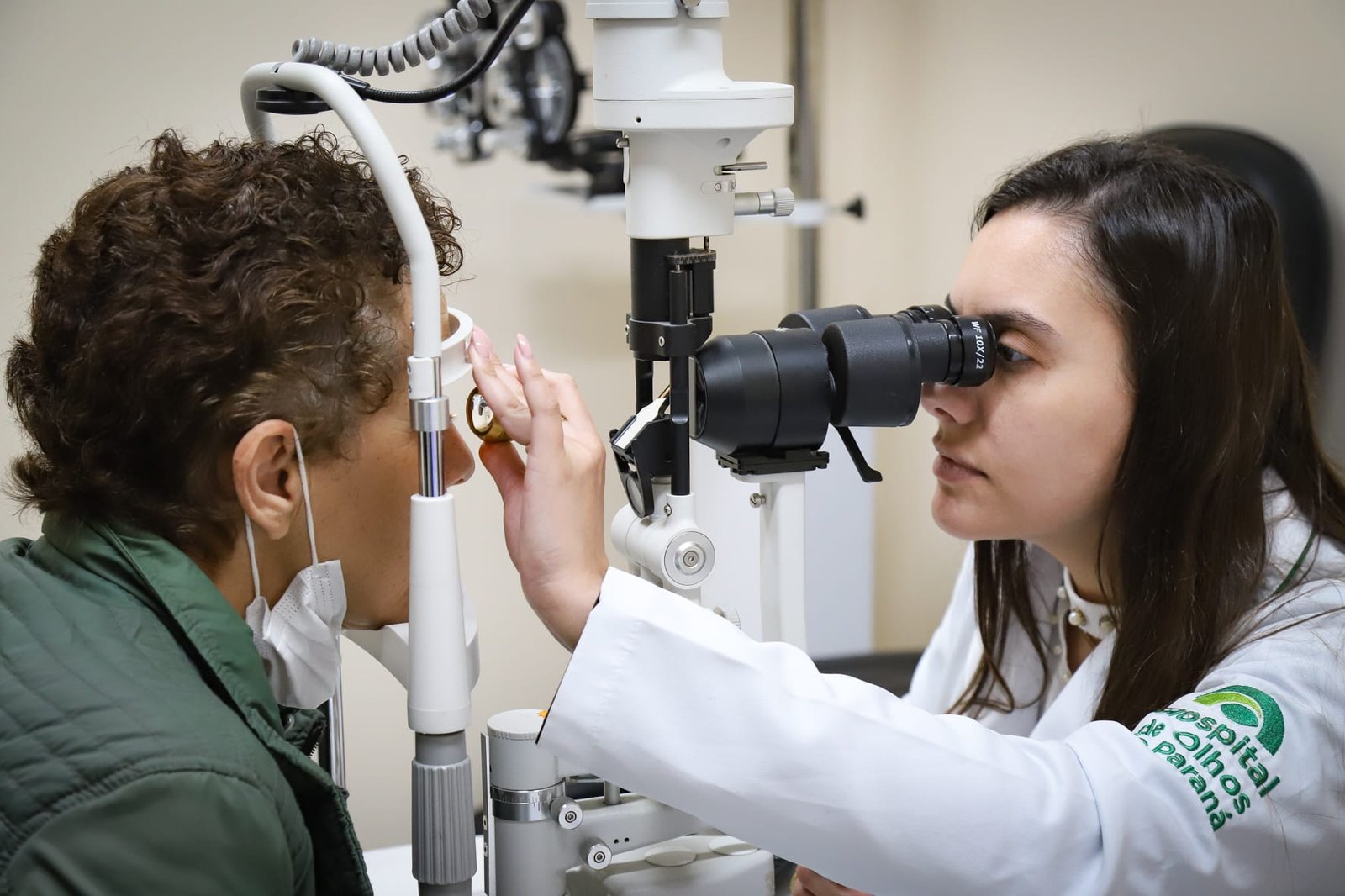 Estudos científicos destacam impactos e o tratamento de glaucoma no Brasil