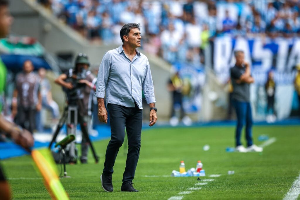 "A equipe já está demonstrando o que queremos", diz Quinteros após Grêmio golear o São Luiz 2 54300067237 7b523b685a k