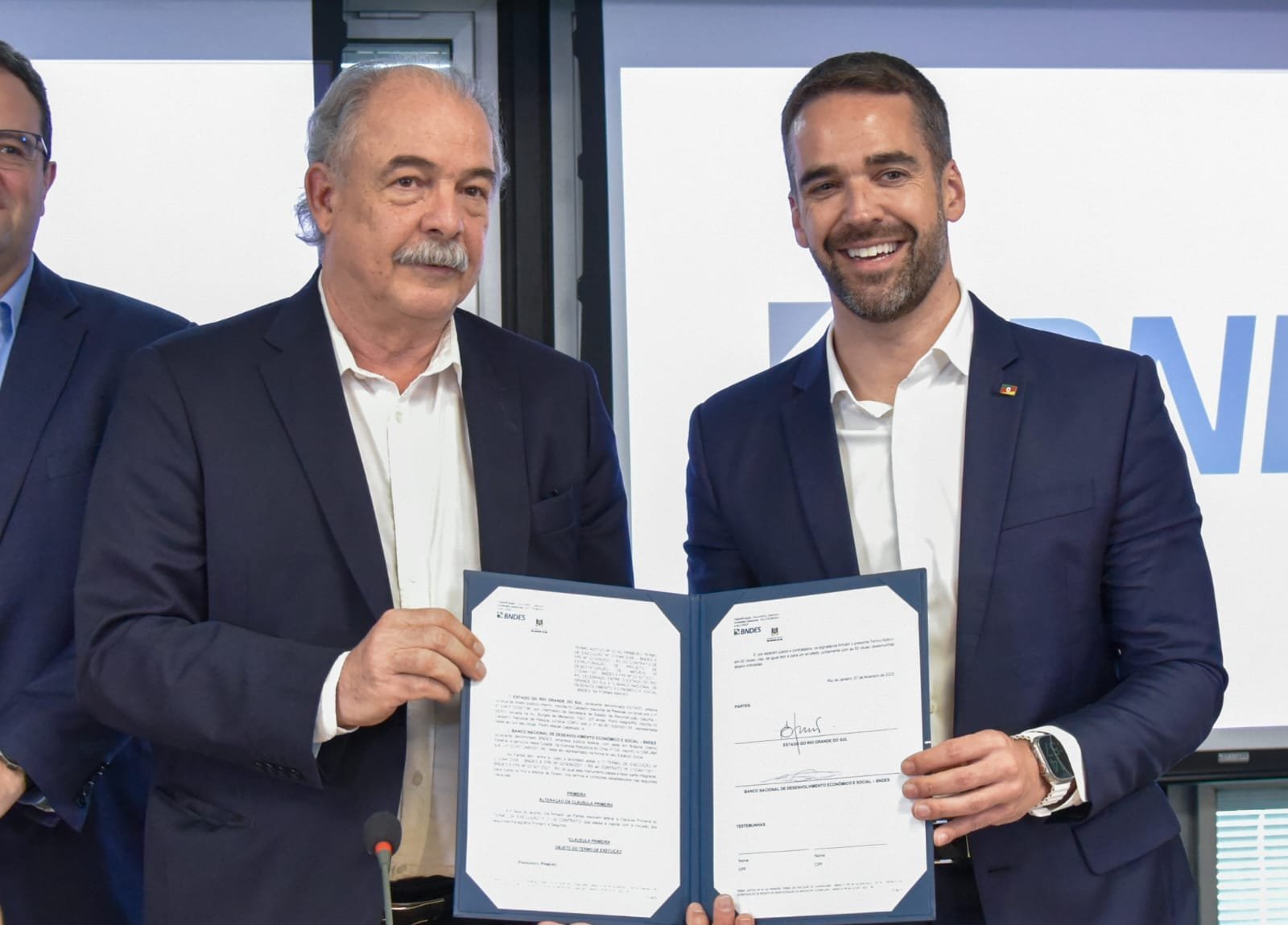 BNDES e governo do RS firmam acordo para fortalecer o estado contra extremos climáticos