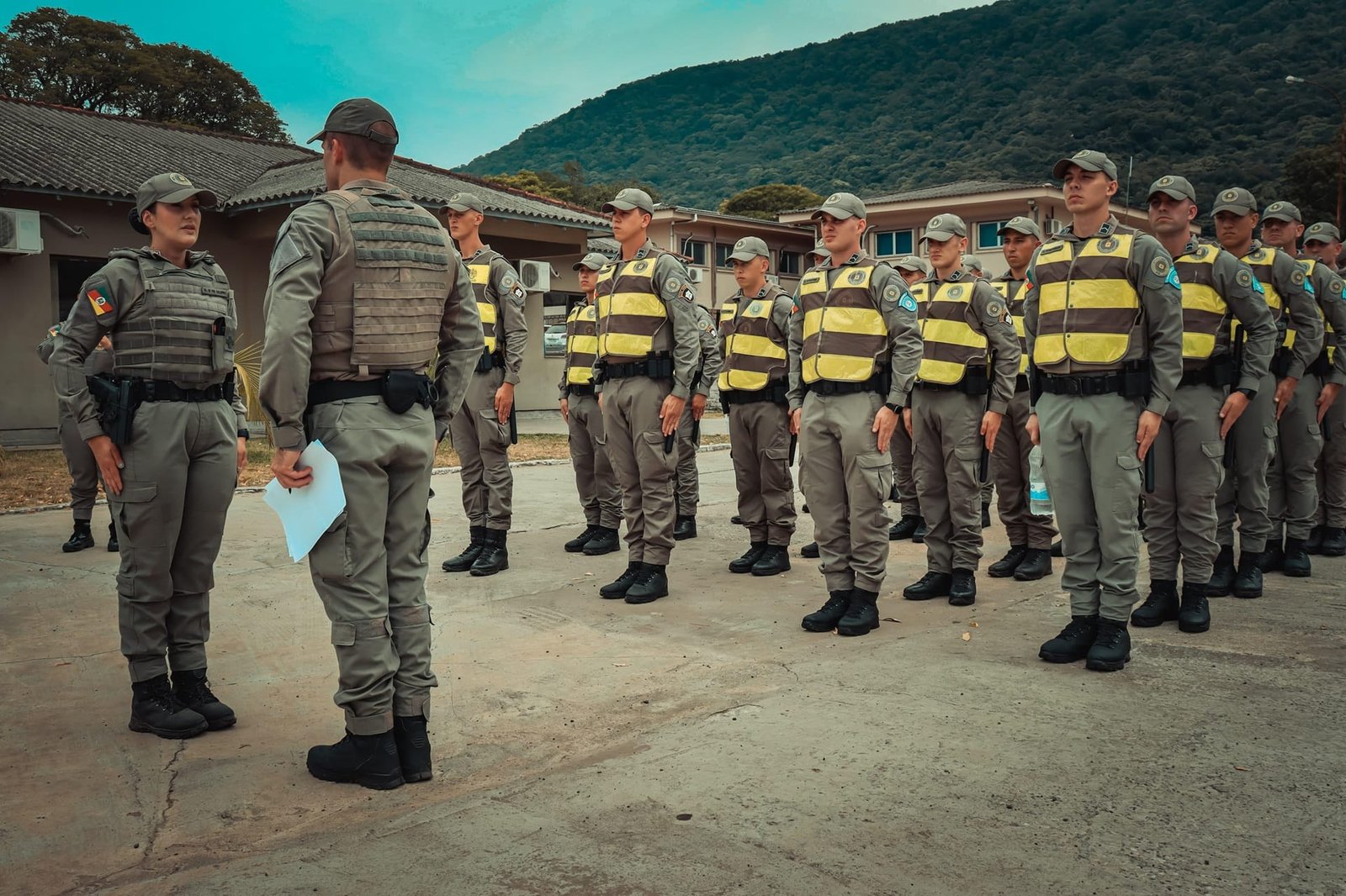 Leite autoriza concursos para contratação de 2.734 novos servidores da Segurança 3 Leite autoriza concursos para contratação de 2.734 novos servidores da Segurança