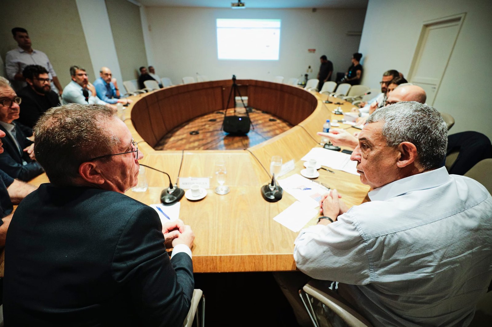 Prefeitos de Porto Alegre e Canoas discutem soluções para a saúde