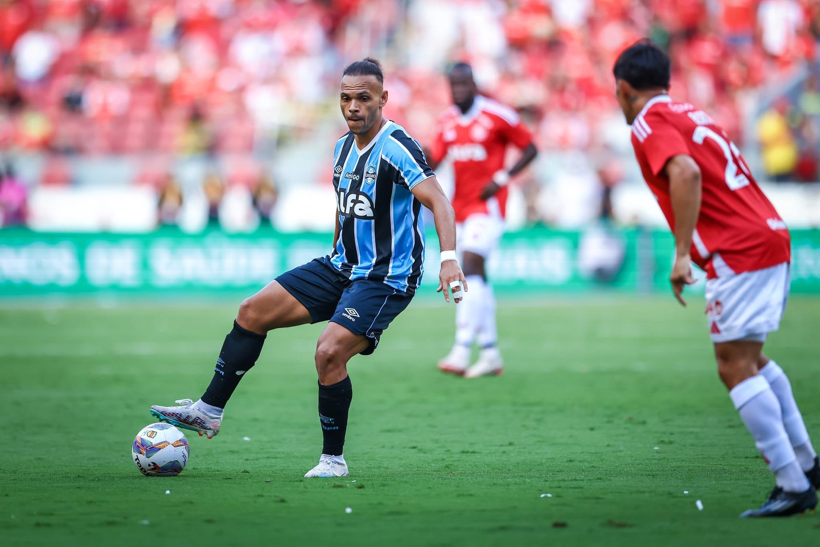 Grêmio comunica sobre lesão de Braithwaite