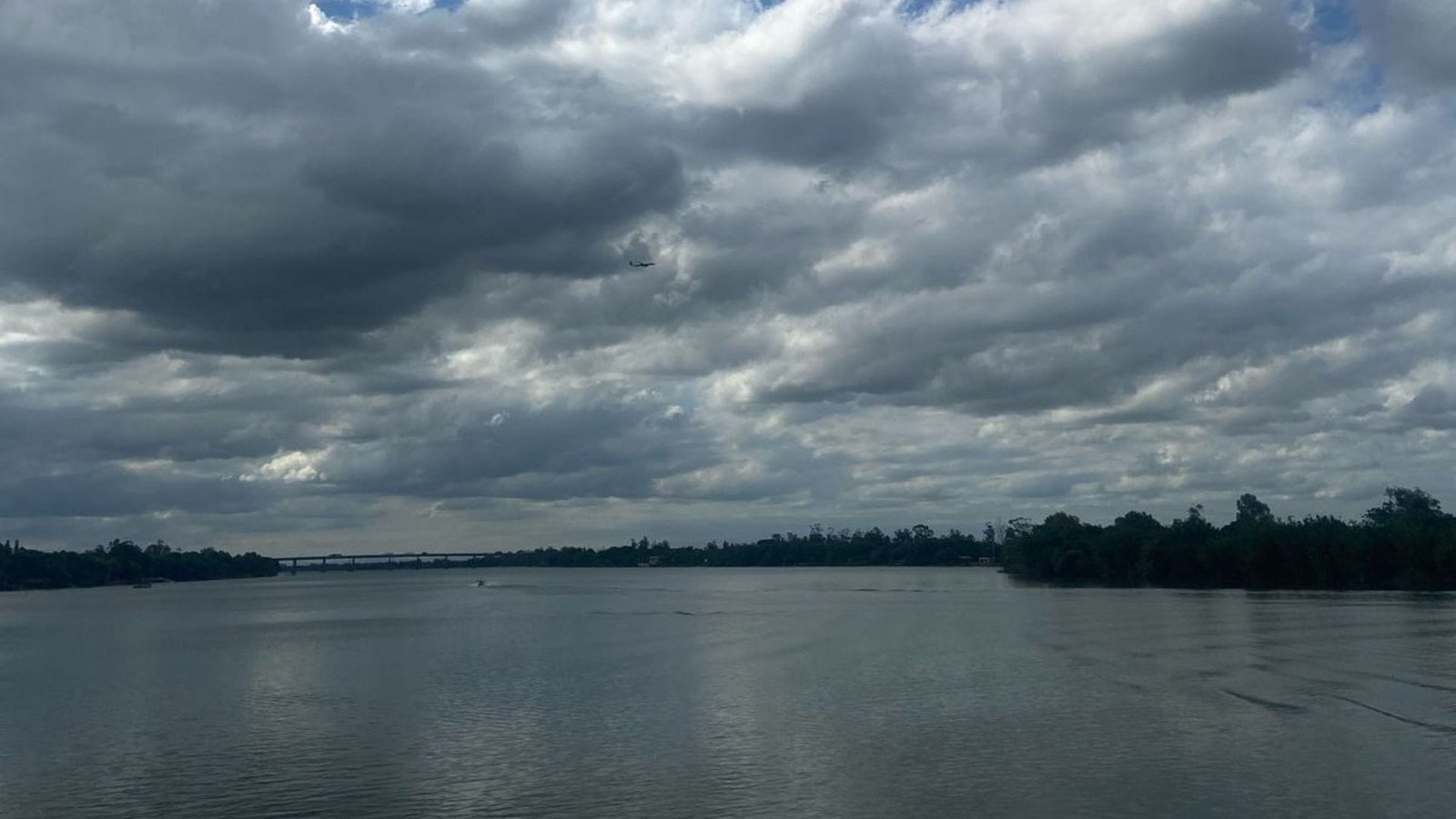 Frente fria muda o tempo no RS nesta sexta