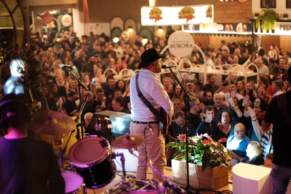 33º FestiQueijo, em Carlos Barbosa, inicia venda de ingressos 2 Shows do FestiQueijo