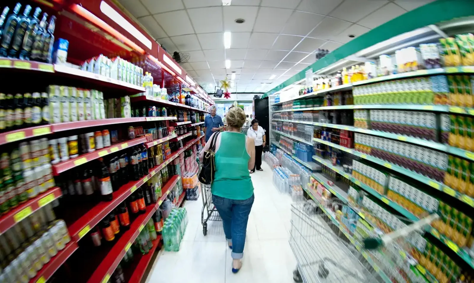 Para baratear alimentos, governo decide zerar Imposto de Importação em 9 produtos