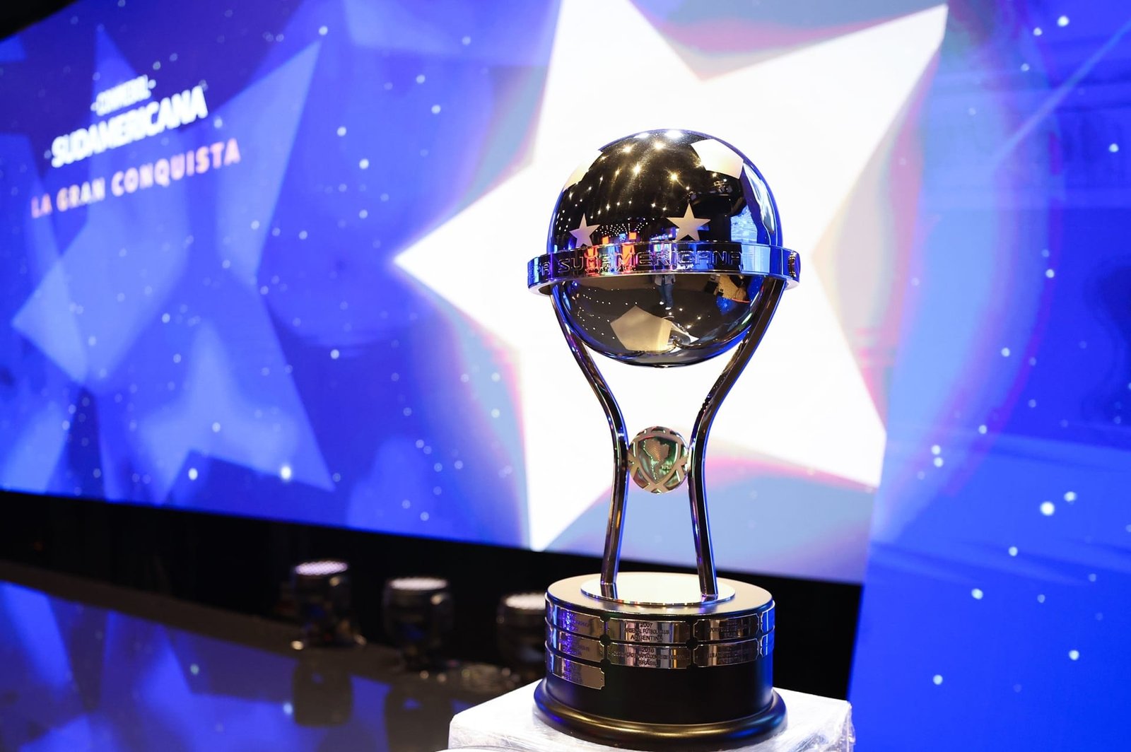 Sorteio define adversários do Grêmio na Copa Sul-Americana