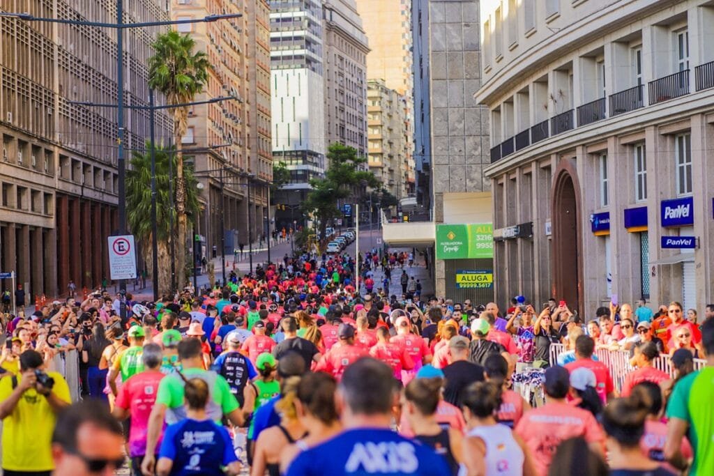 1,7 mil corredores celebram os 253 anos de Porto Alegre 2 corrida