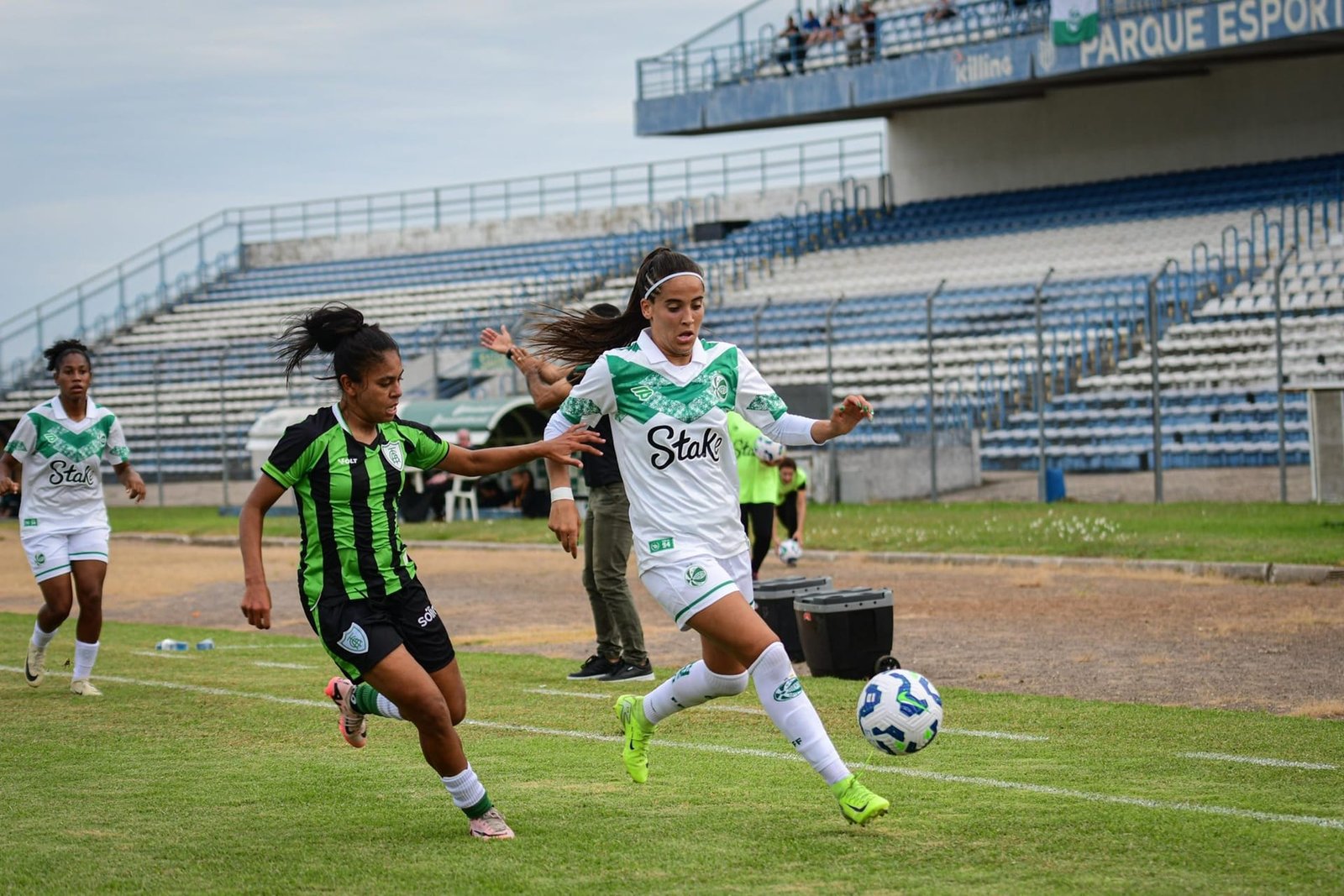 Afastado árbitro assistente denunciado por assédio sexual em Juventude x América-MG