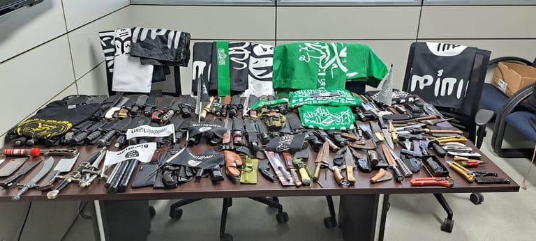 Morador de Porto Alegre é indiciado por planejar atos de terrorismo 2 material