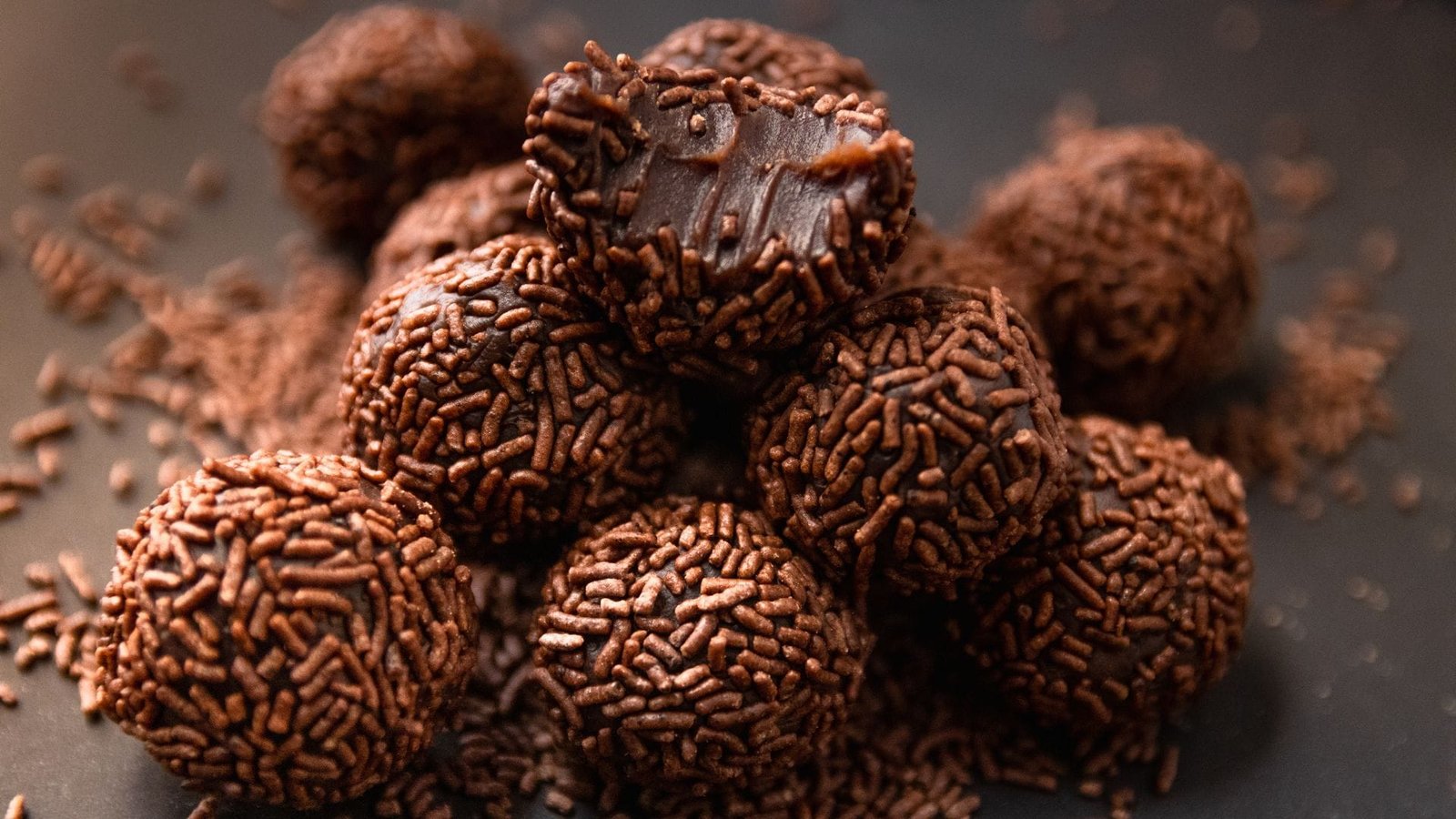 Brigadeiro Fit de Abacate: Receita Saudável e Sem Açúcar