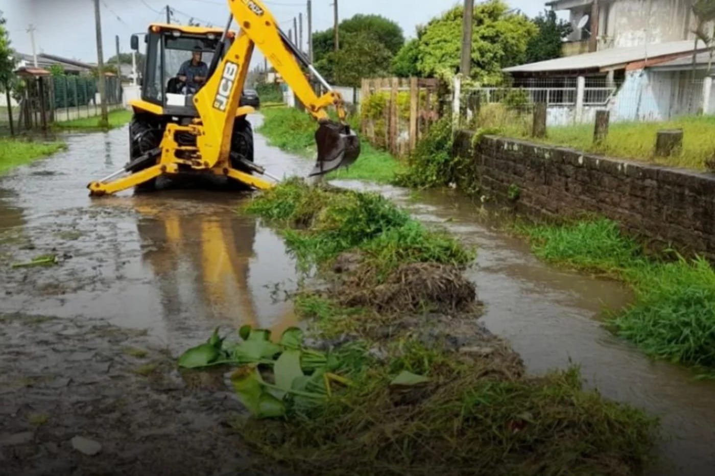 Cidades do RS registram chuva volumosa