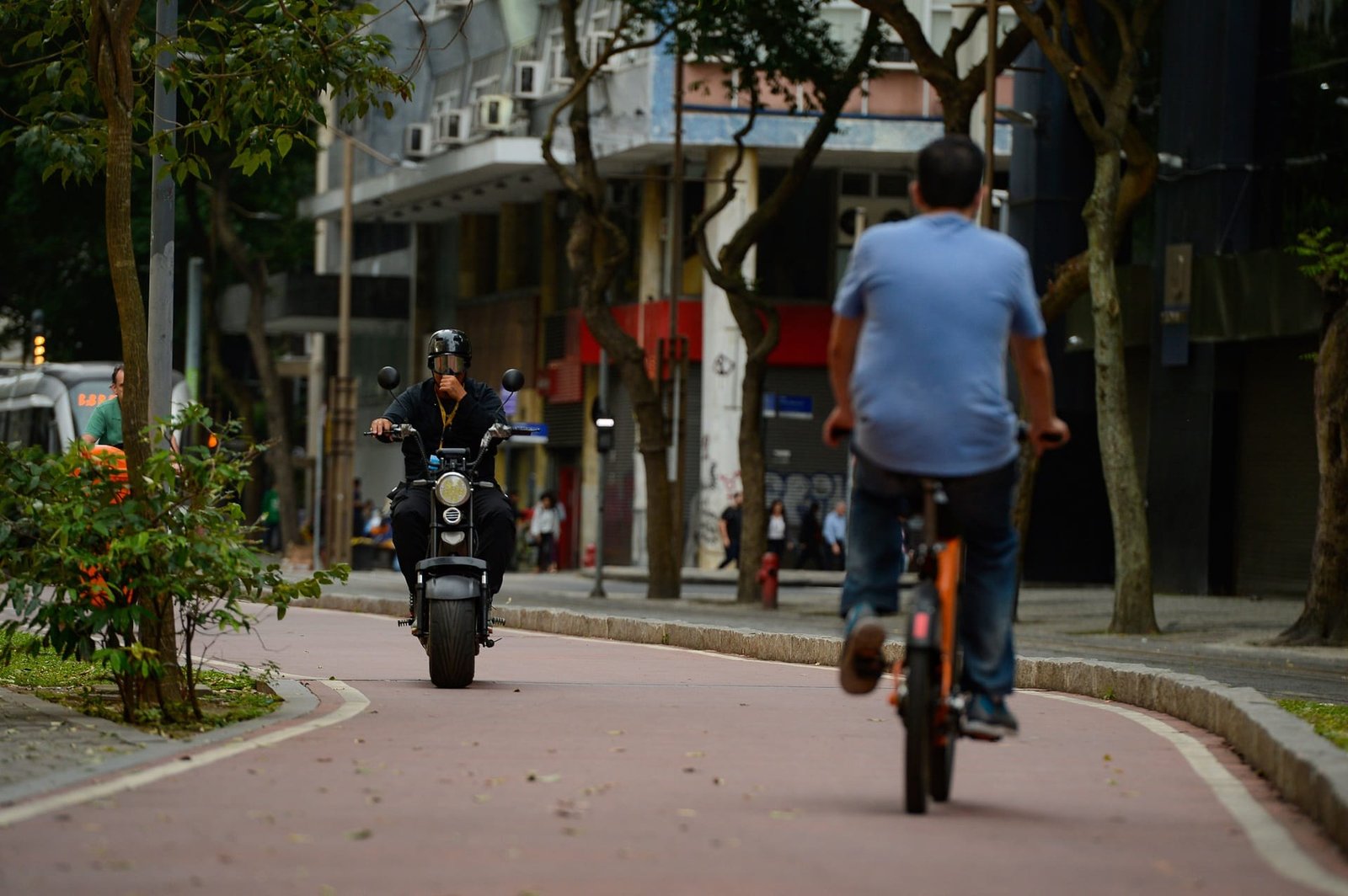 Trânsito: aumento de ciclomotores exige maior fiscalização