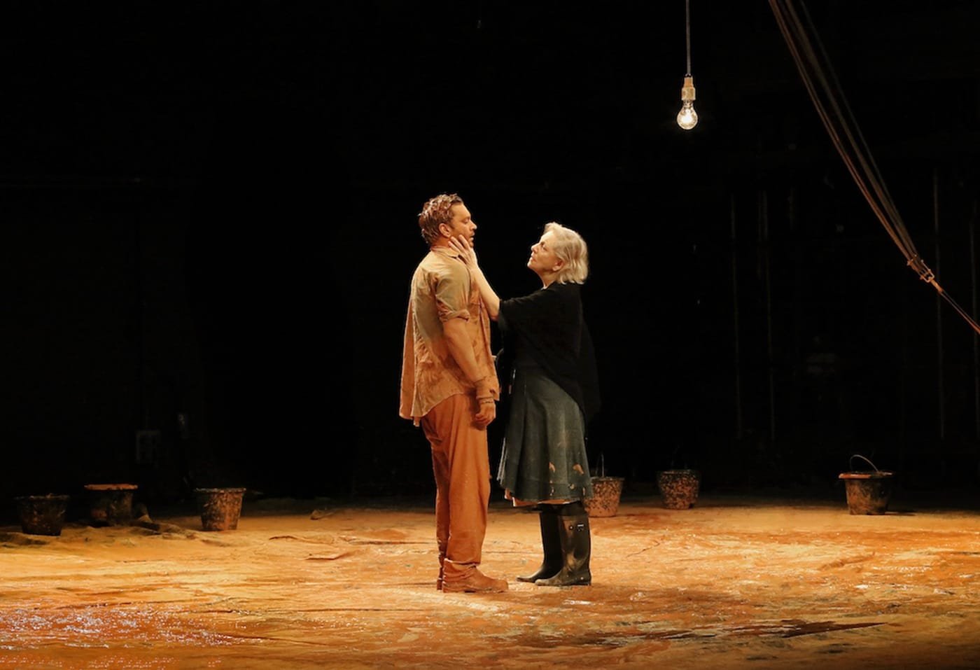 Sucesso no Brasil e exterior, espetáculo Tom na Fazenda faz apresentação em Porto Alegre