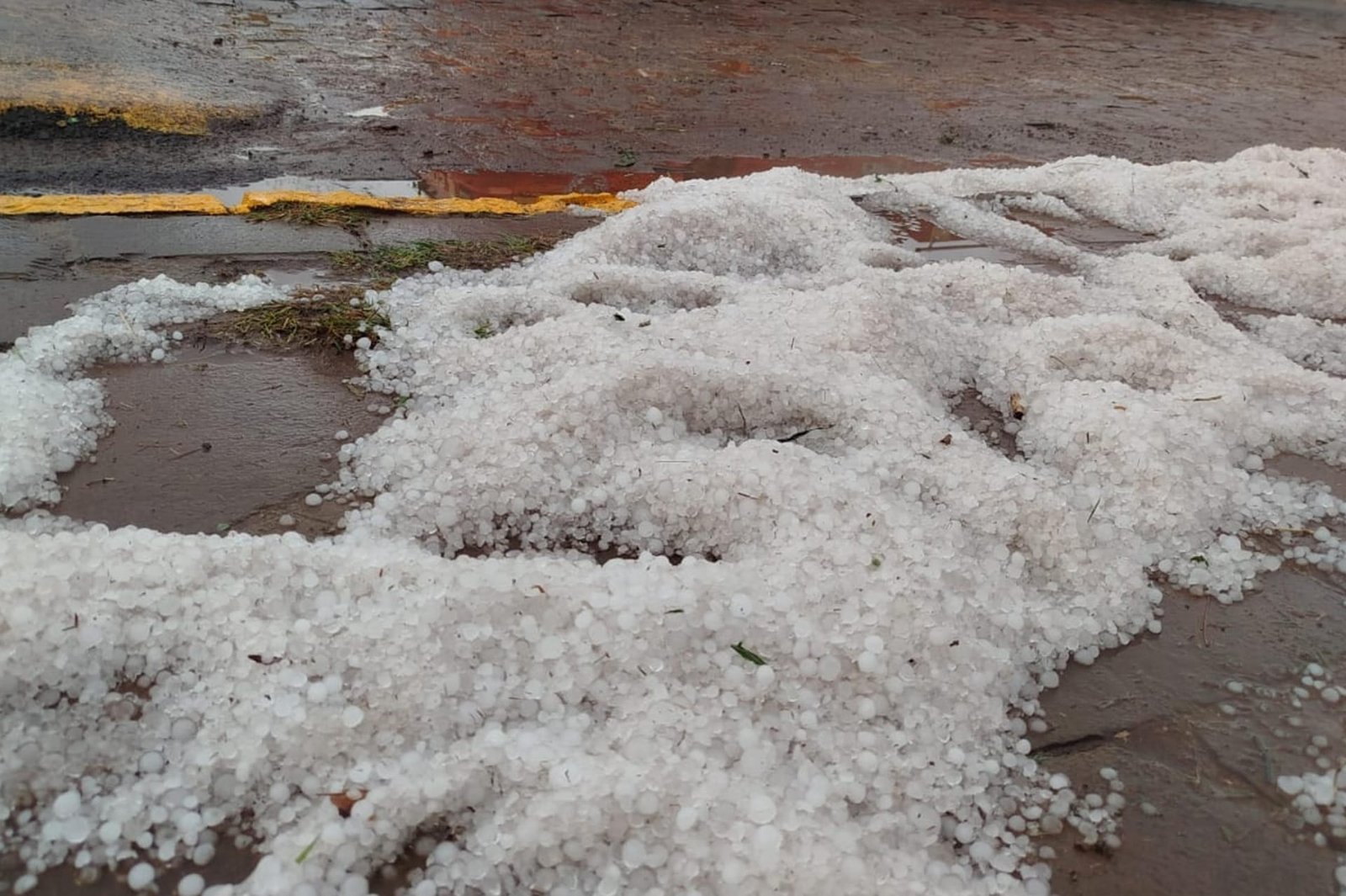 Defesa Civil alerta para risco de queda de granizo em áreas do RS 3 Defesa Civil alerta para risco de queda de granizo em áreas do RS