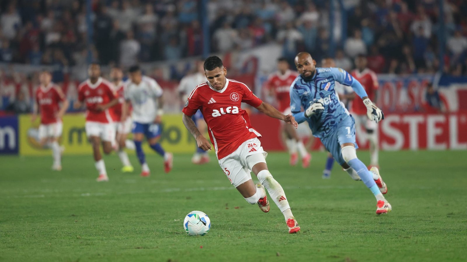 “Penso que fizemos um grande jogo”, diz Roger após Inter vencer o Nacional