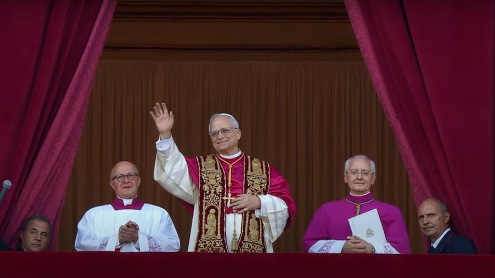 “O novo pontífice nos convida a renovar a esperança”, ressalta o governador do RS