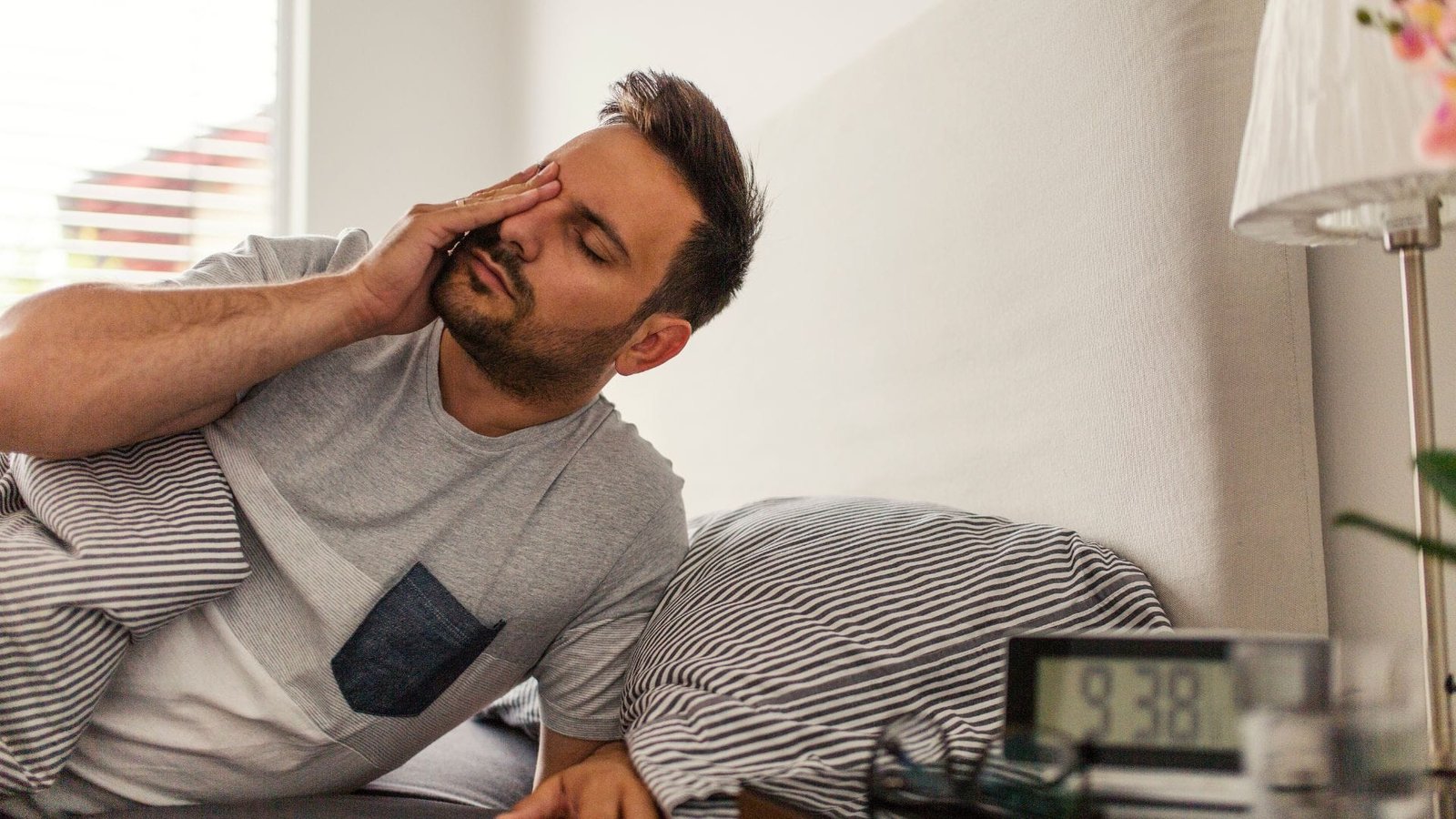 Sono: Por que muitas pessoas acordam cansadas