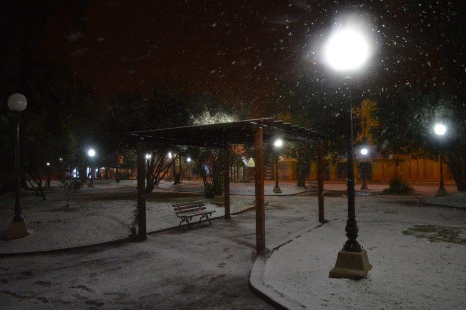 Inmet emite alerta amarelo para risco de neve em áreas no RS