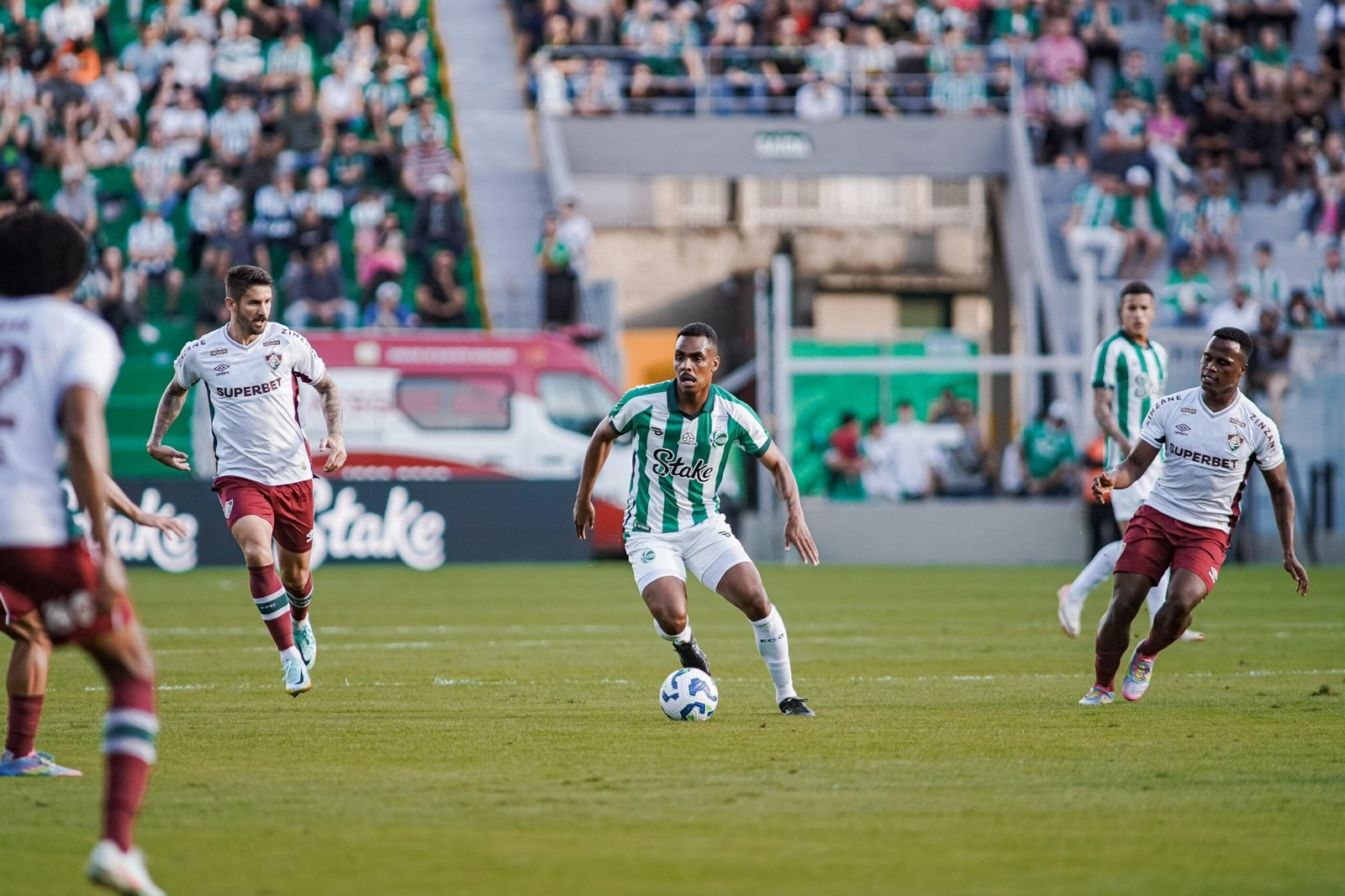 Claudio Tencati valoriza o empate do Juventude diante do Fluminense