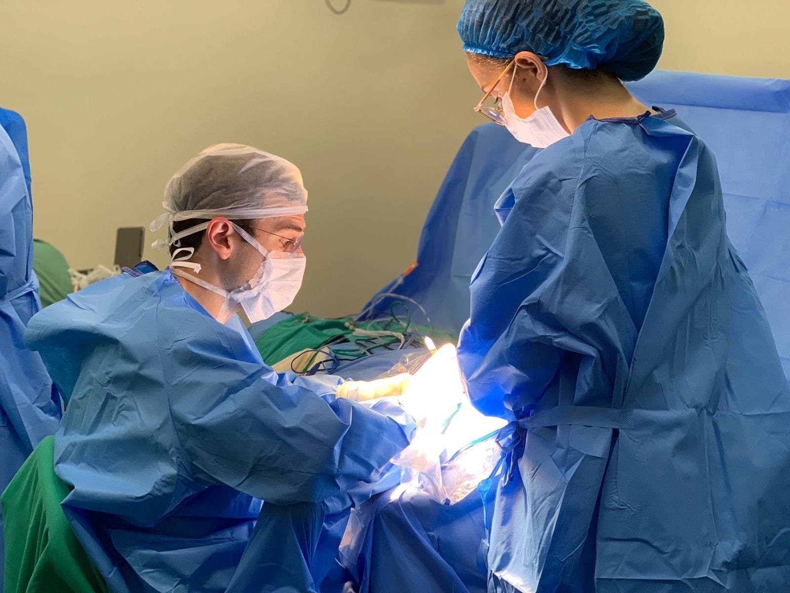 Hospital Moinhos de Vento realiza primeiro implante de tronco cerebral no RS