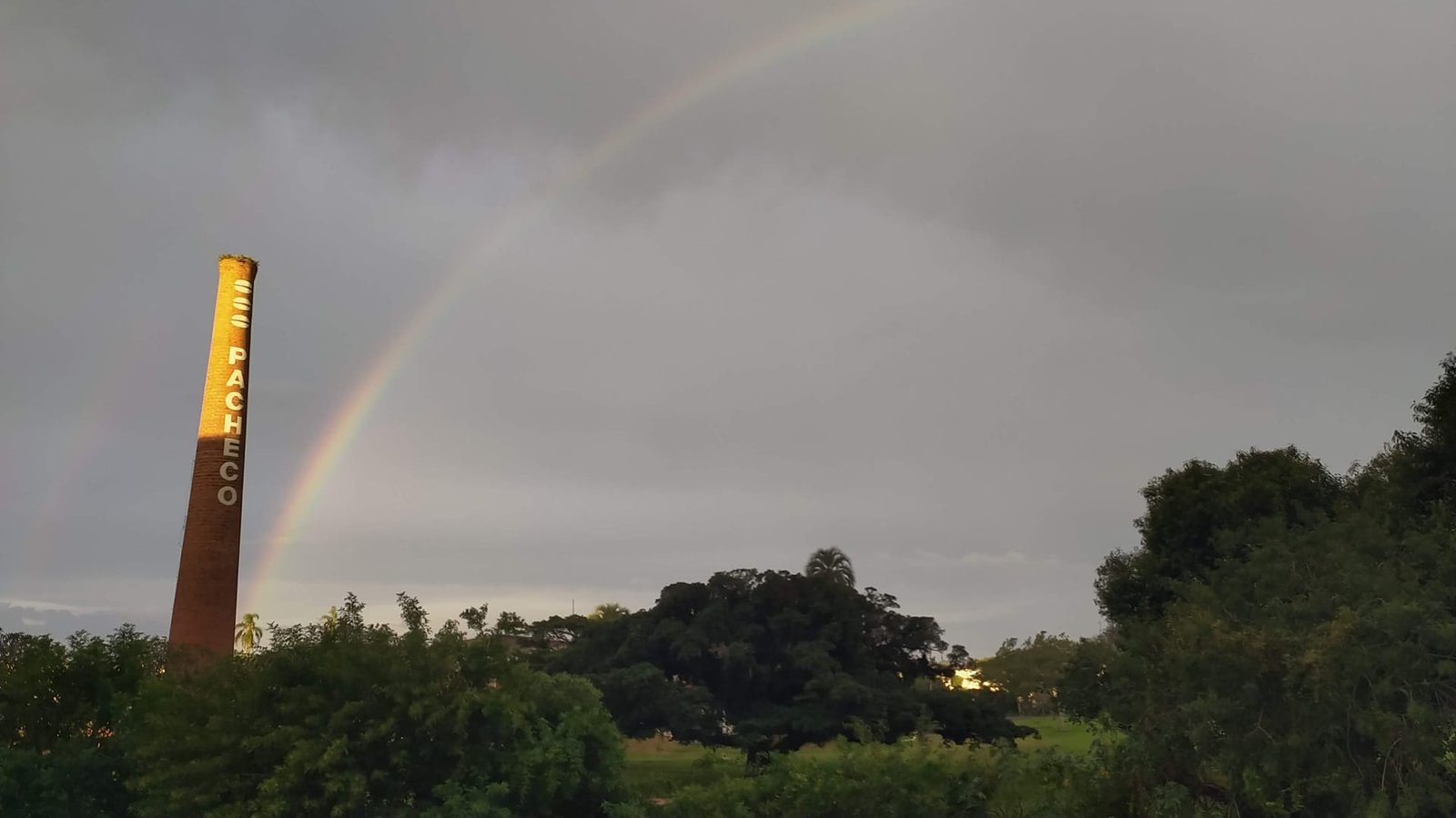 Semana começa com calor e pancadas de chuva no RS