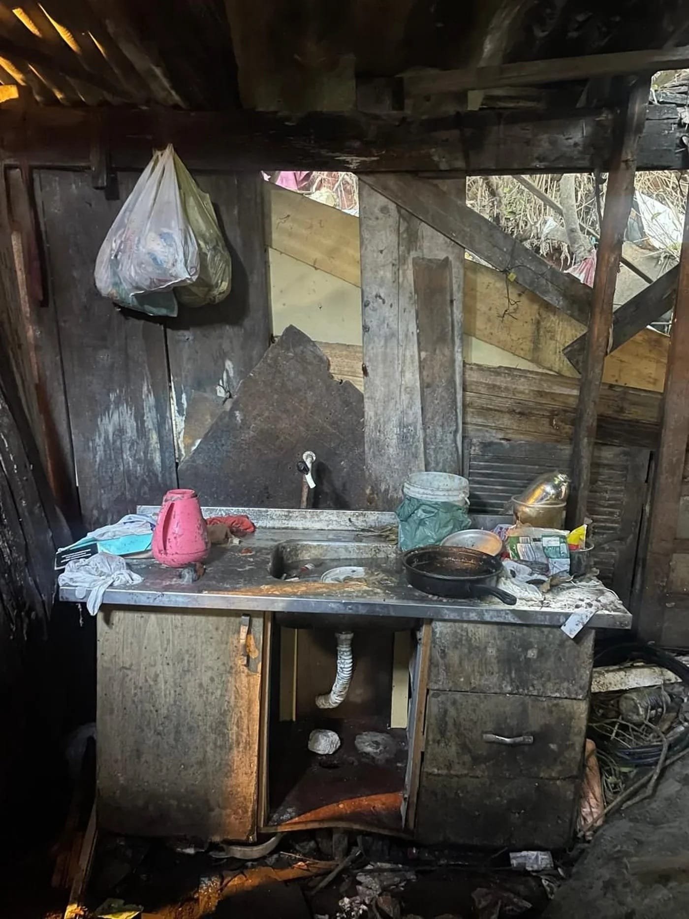 11 trabalhadores são resgatadas de condições análogas à escravidão em Sapucaia do Sul 4 11 trabalhadores são resgatadas de condições análogas à escravidão em Sapucaia do Sul