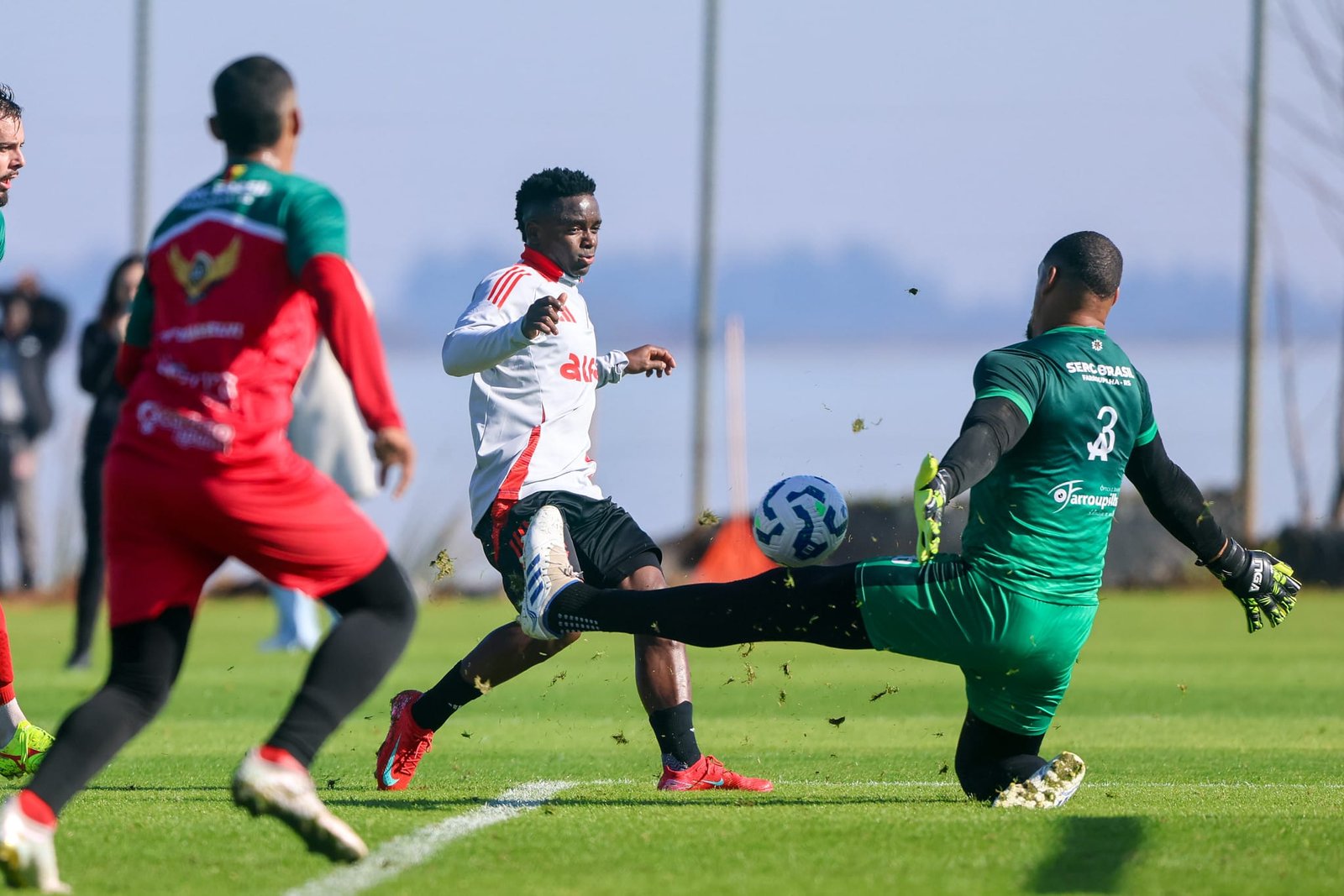 Preparação: Inter vence jogo-treino contra Brasil de Farroupilha