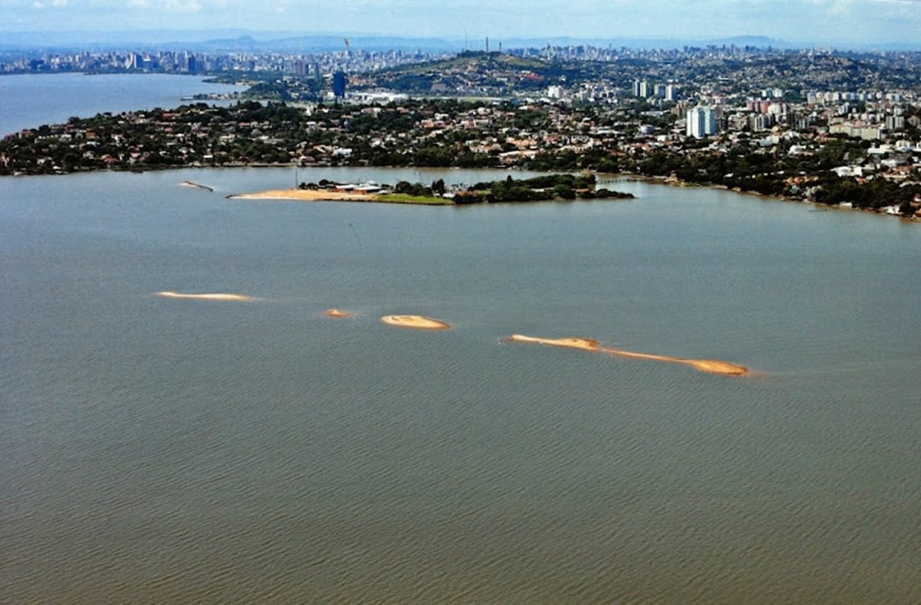 Banco de areia no Guaíba influencia nas cheias?