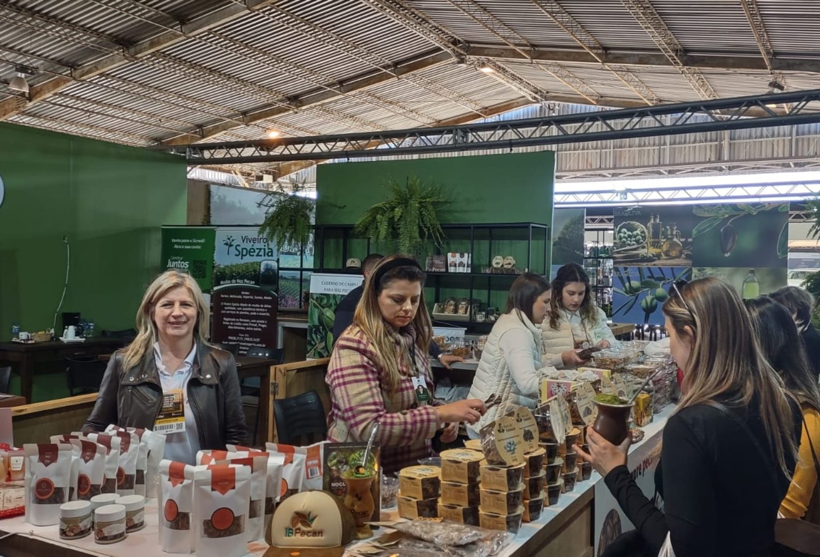 Do campo à mesa: noz-pecã ganha espaço e debate na Expointer 2025