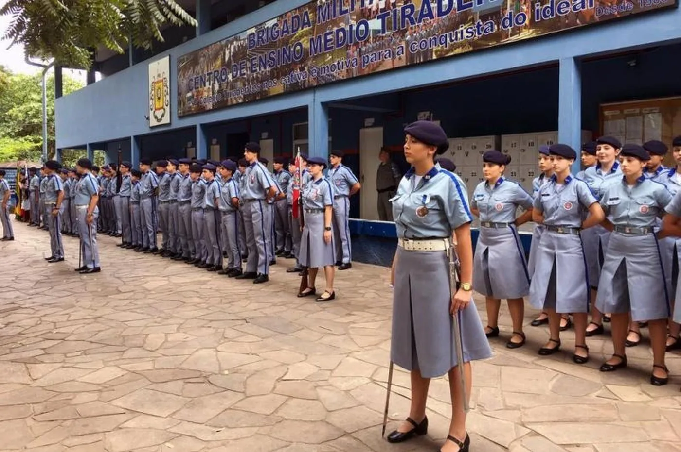 Com 594 vagas, Colégio Tiradentes abre seleção para o Ensino Médio