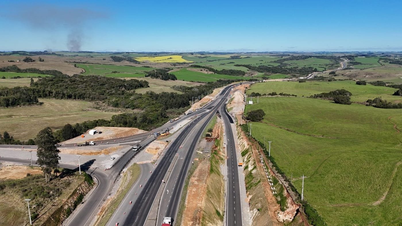 Obras do novo viaduto modificam trânsito na BR-386, em Soledade