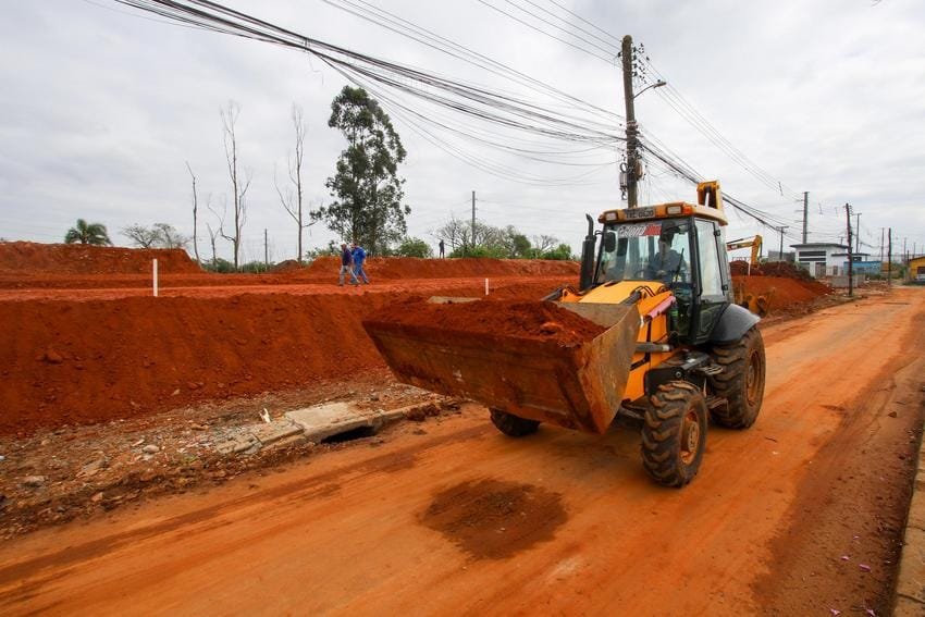 Avança obra de reconstrução do Dique do Sarandi 2 16092025 Obras no dique Sarandi Luciano Lanes 047