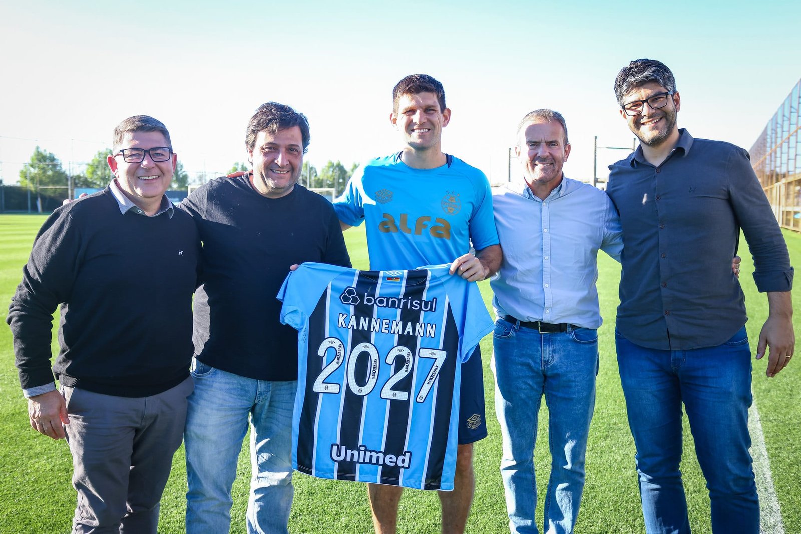 Grêmio renova contrato com o zagueiro Walter Kannemann