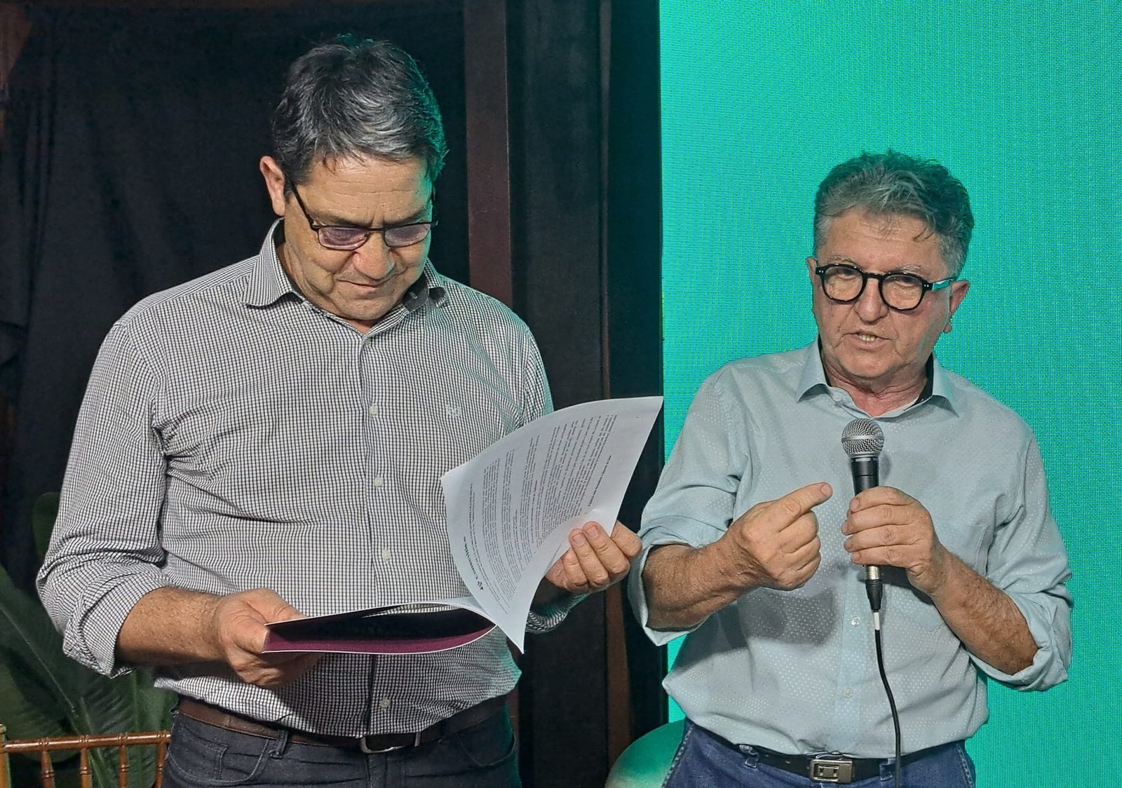 Na Expointer, produtores entregam manifesto pela viabilidade da produção orgânica de uva 4 Na Expointer, produtores entregam manifesto pela viabilidade da produção orgânica de uva