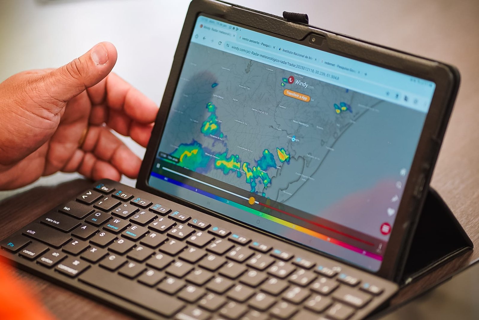 Área da Região Central do RS recebe alerta vermelho para vendaval 6 Área da Região Central do RS recebe alerta vermelho para vendaval