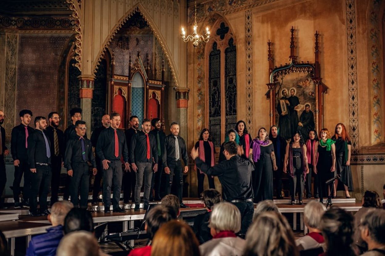 Coro Municipal de Caxias do Sul apresenta Missa Breve, na Igreja de Lourdes 1 coro